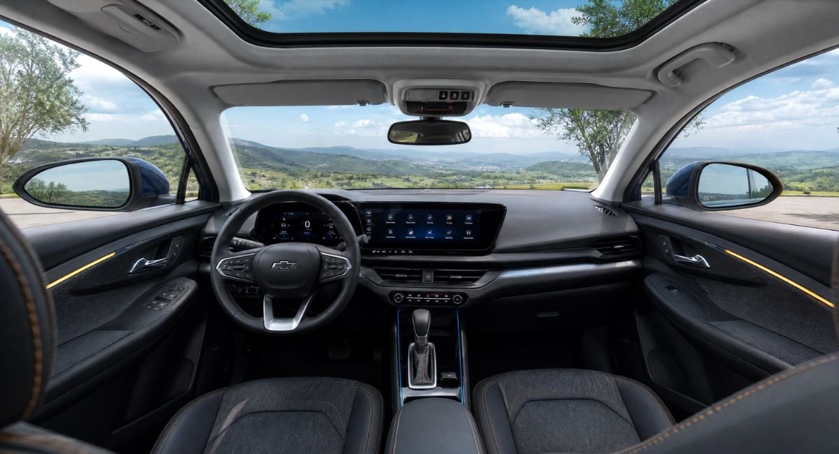 interior chevrolet tracker 2027